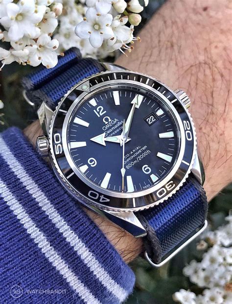 vintage omega seamaster professional 300 nato strap|omega seamaster 300m strap width.